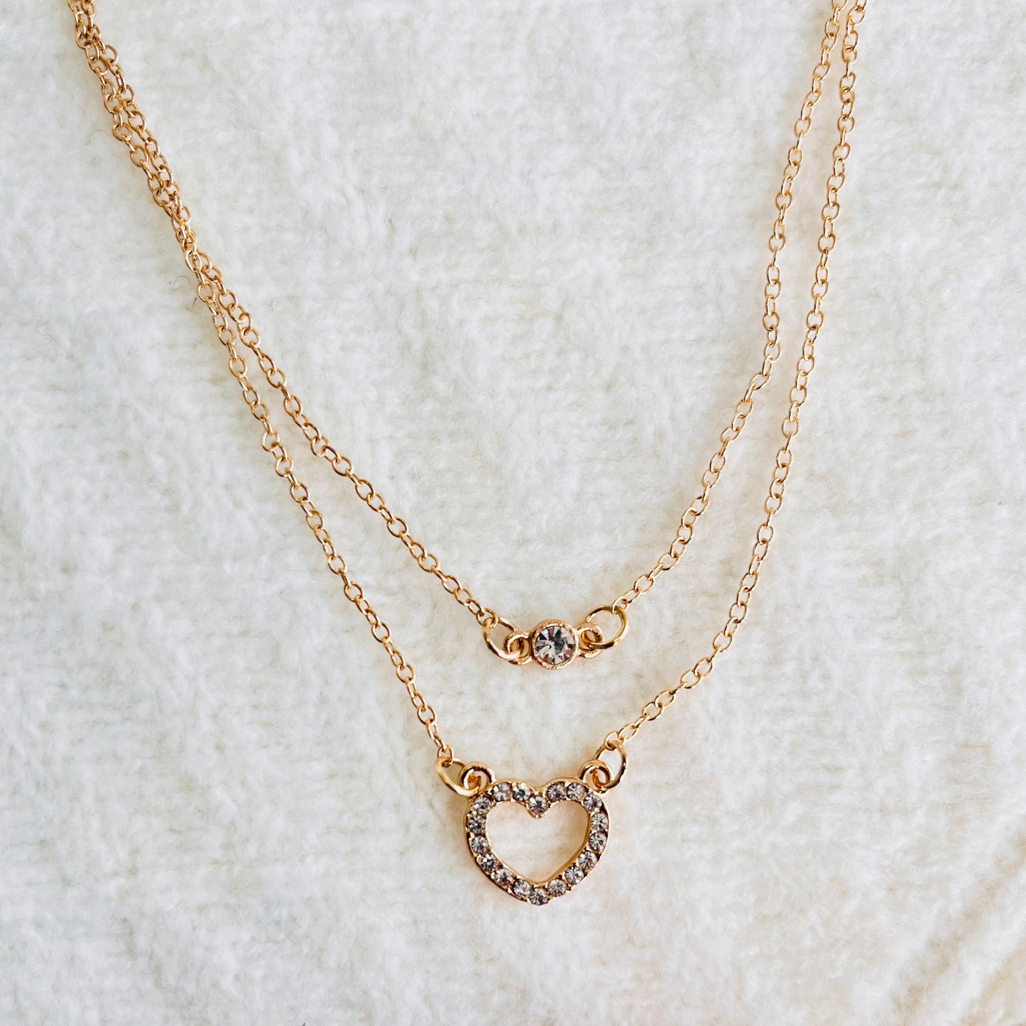 MC6 - Minimalist Heart Charm & Diamond Dot Necklace