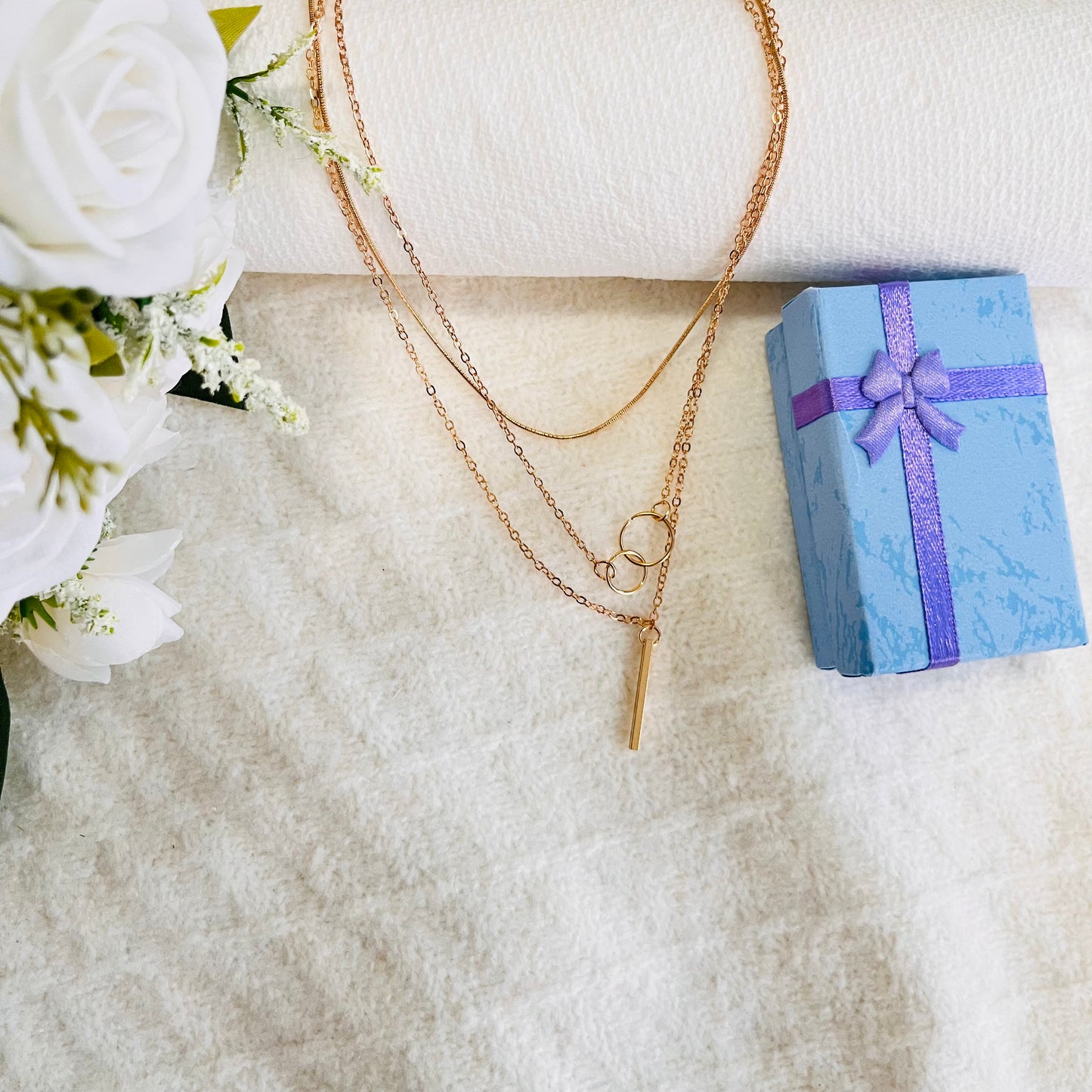 MC12 - Modern Triple Chain with Rings & Bar