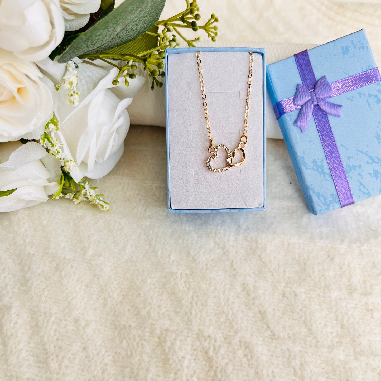 MC16 - Interlocking Pave & Gold Hearts Necklace